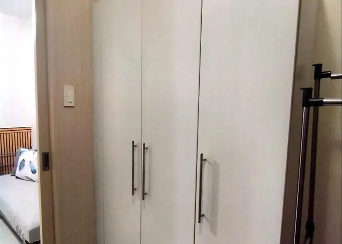 Apartahotel Sea Residences Condotel Near Moa Manila