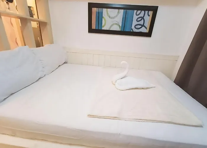 Sea Residences Condotel Near Moa Apartahotel *